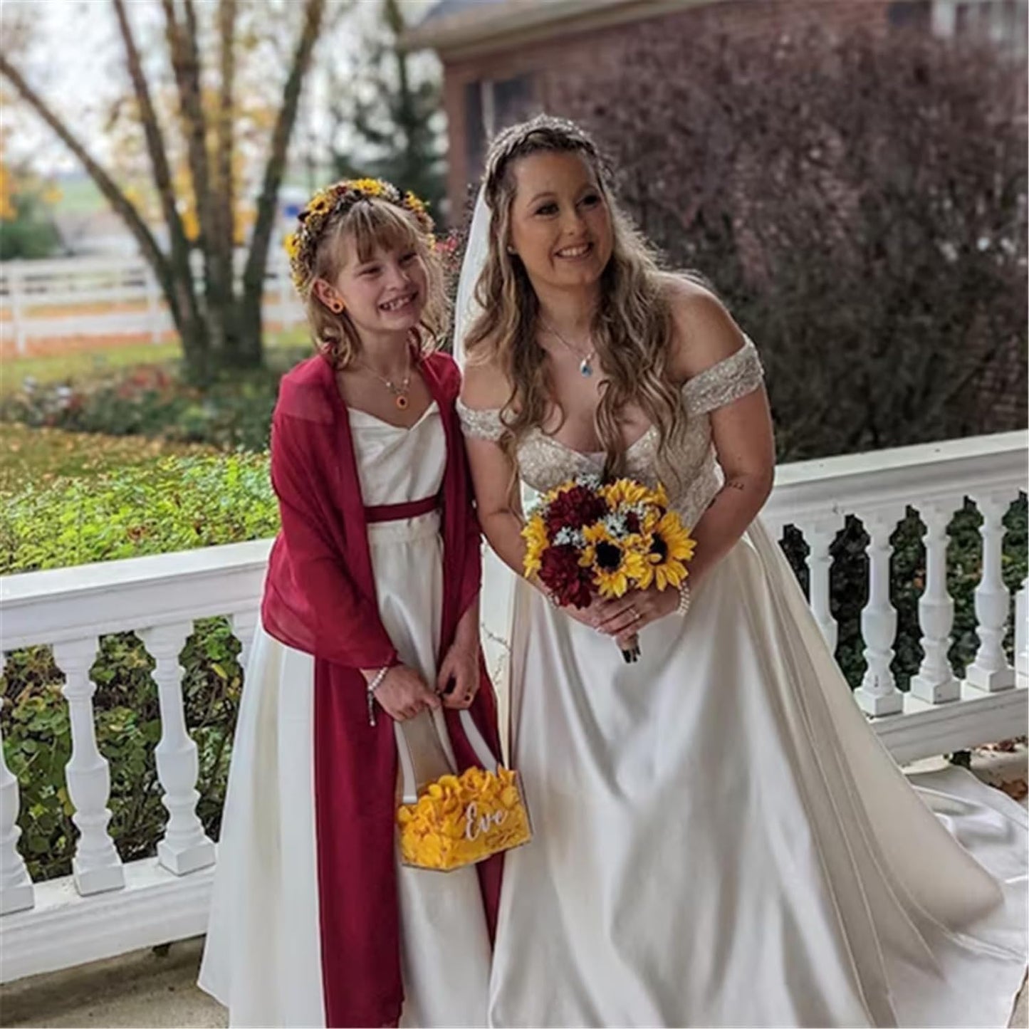 Flower Girl Basket Wedding Basket Petals basket with ribbon Acrylic Flower Holder for Confetti (Pearl)