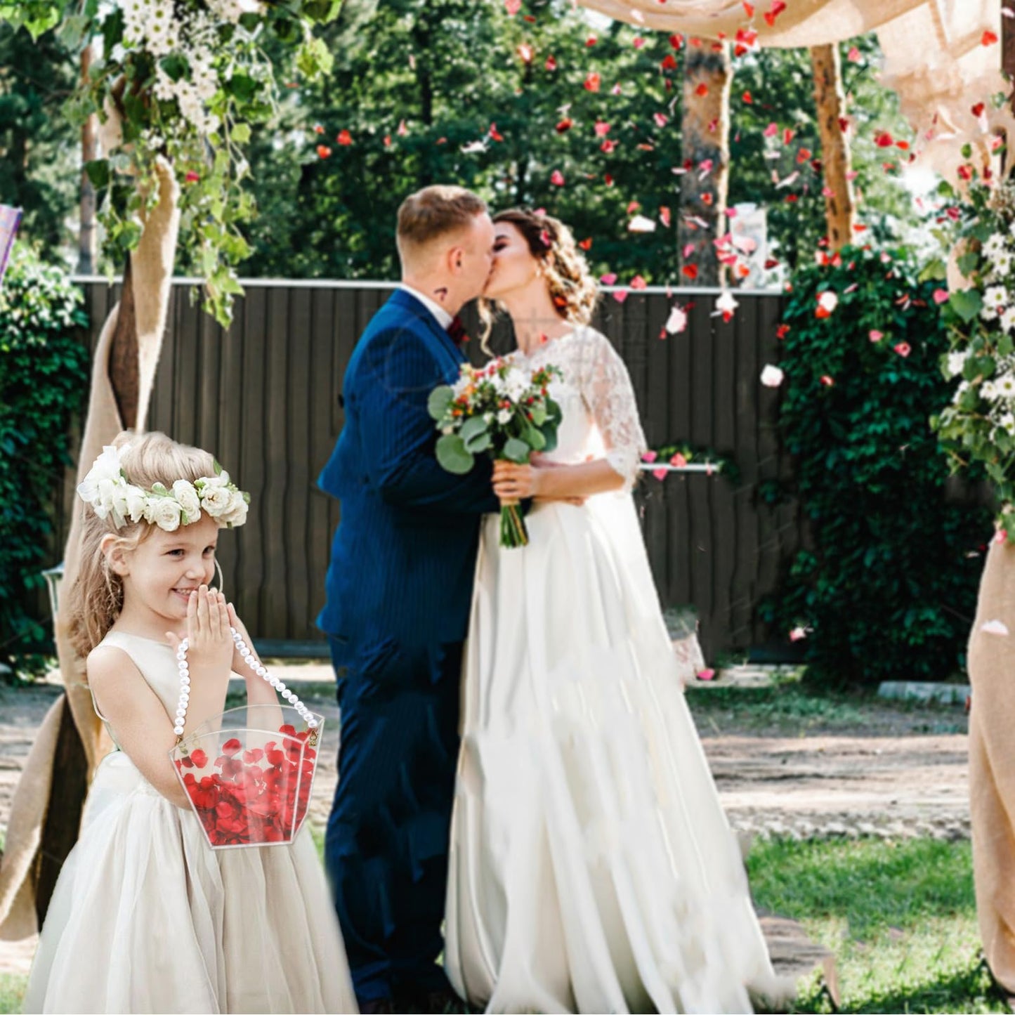 Clear Flower Girl Basket Fan Shape Wedding Petals Basket with Pearl Handle Acrylic Flower Holder for Confetti,Wedding Decoration (Fan Shape)