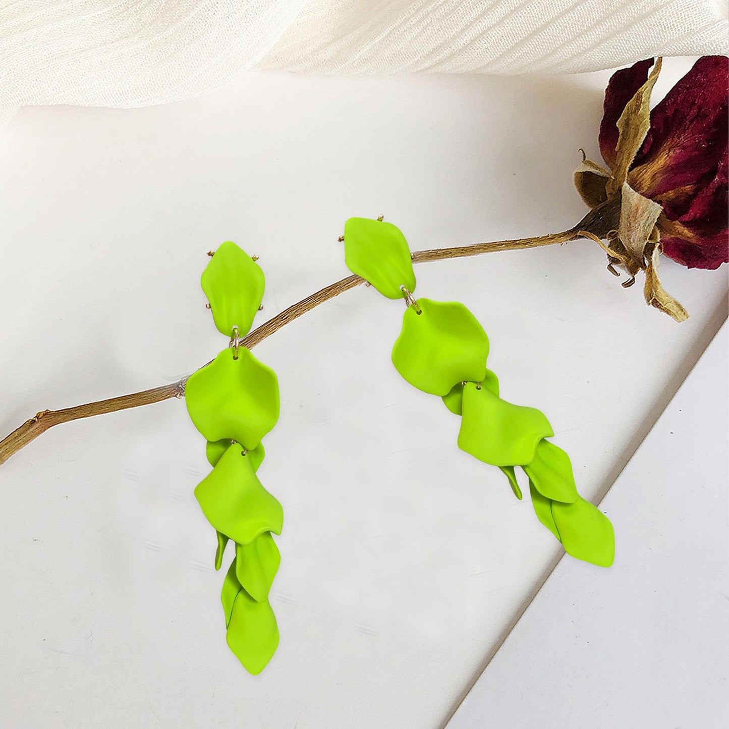 Long Acrylic Rose Petal Earrings Dangle Exaggerated Flower Earrings Drop Statement Floral Tassel Earrings for Women
