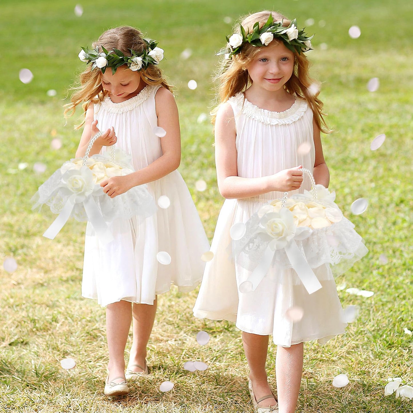 1 Pack Wedding Flower Girl Basket with 200Pcs Silk Petals, Pearl Handle and Ribbon Bow Wedding basket - Artificial Flowers for Romantic Night Bridal Party Home Decorations(Ribbon Bow)